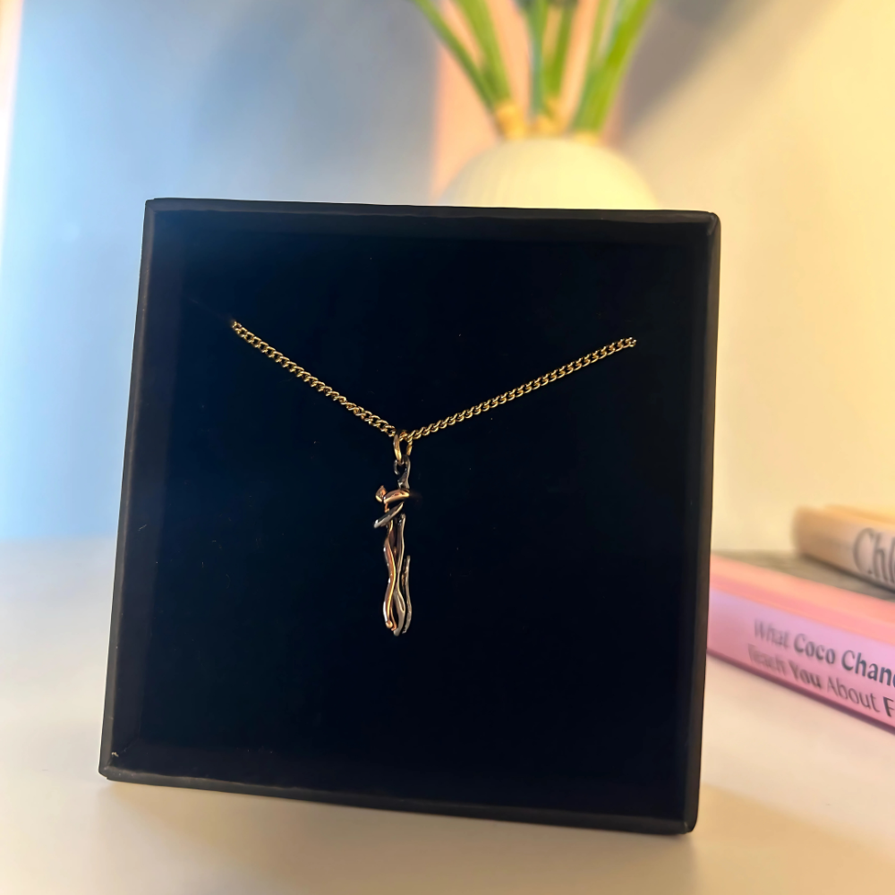 ADORIA-OGRLICA-VECNOG-ZAGRLJAJA